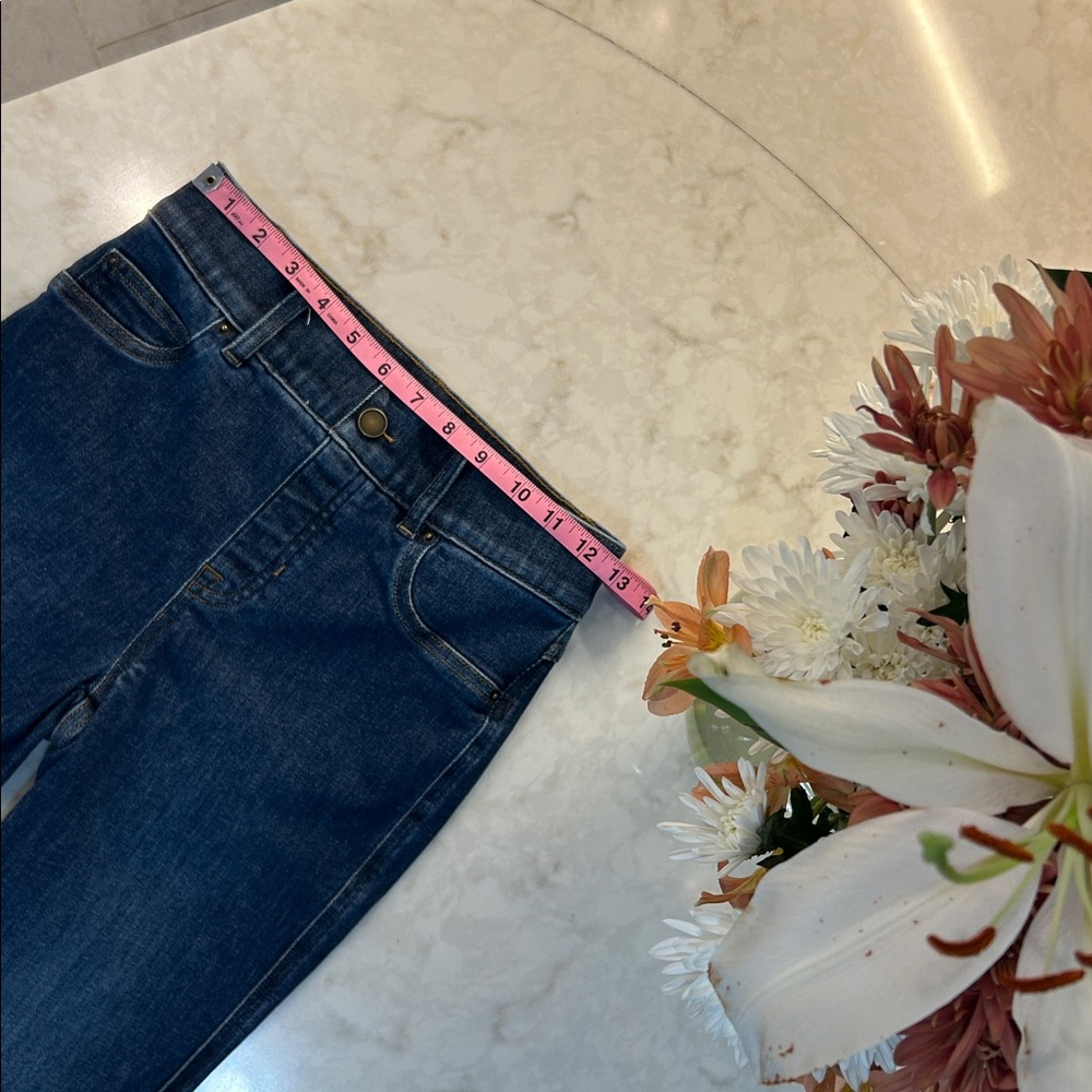SPANXshape EveryWear Pull On Zero Waistband Micro Flare Jeans - Picture 4 of 10